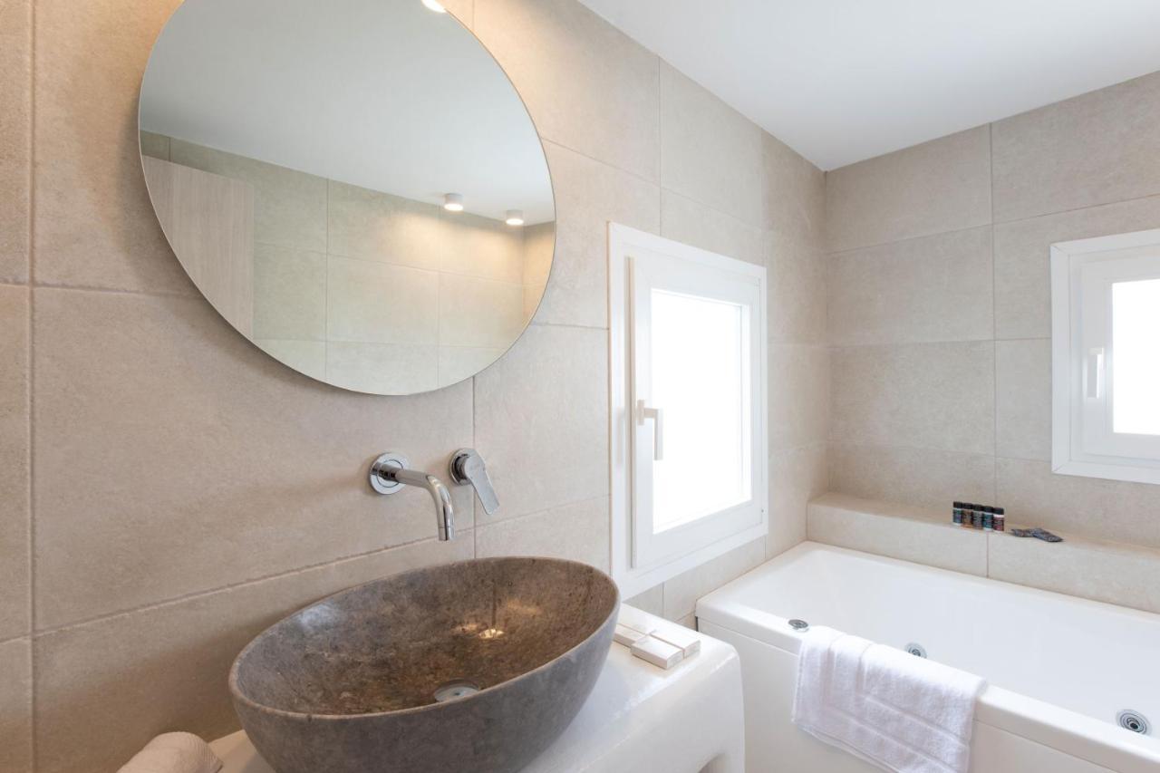 Mylos Suites Mykonos Town Bagian luar foto